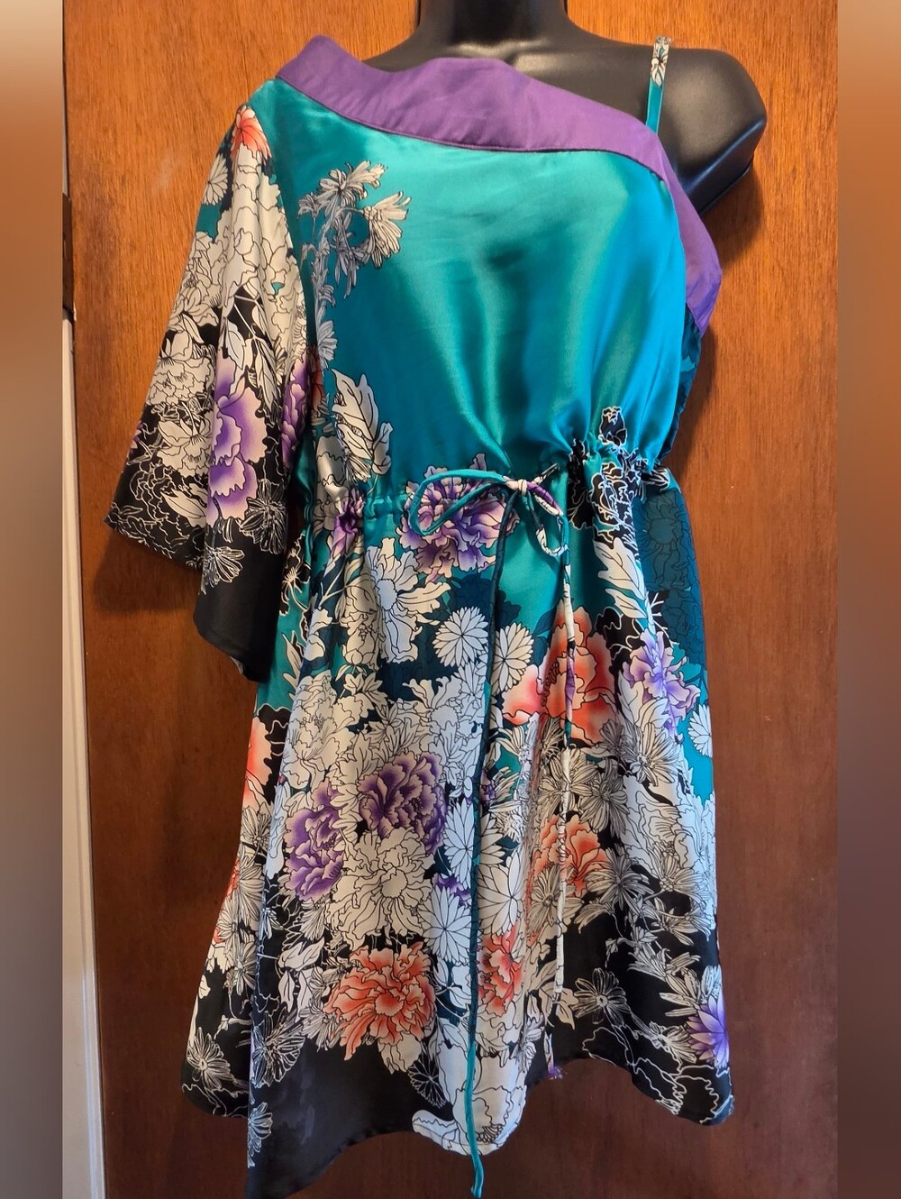 Hot & Delicious Teal & Purple Asain Floral One-Shoulder Asymmetrical Tunic SzM